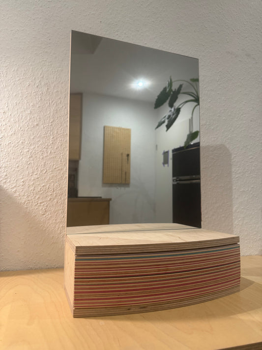 AUROR:OLLIE - EDC FLURSPIEGEL